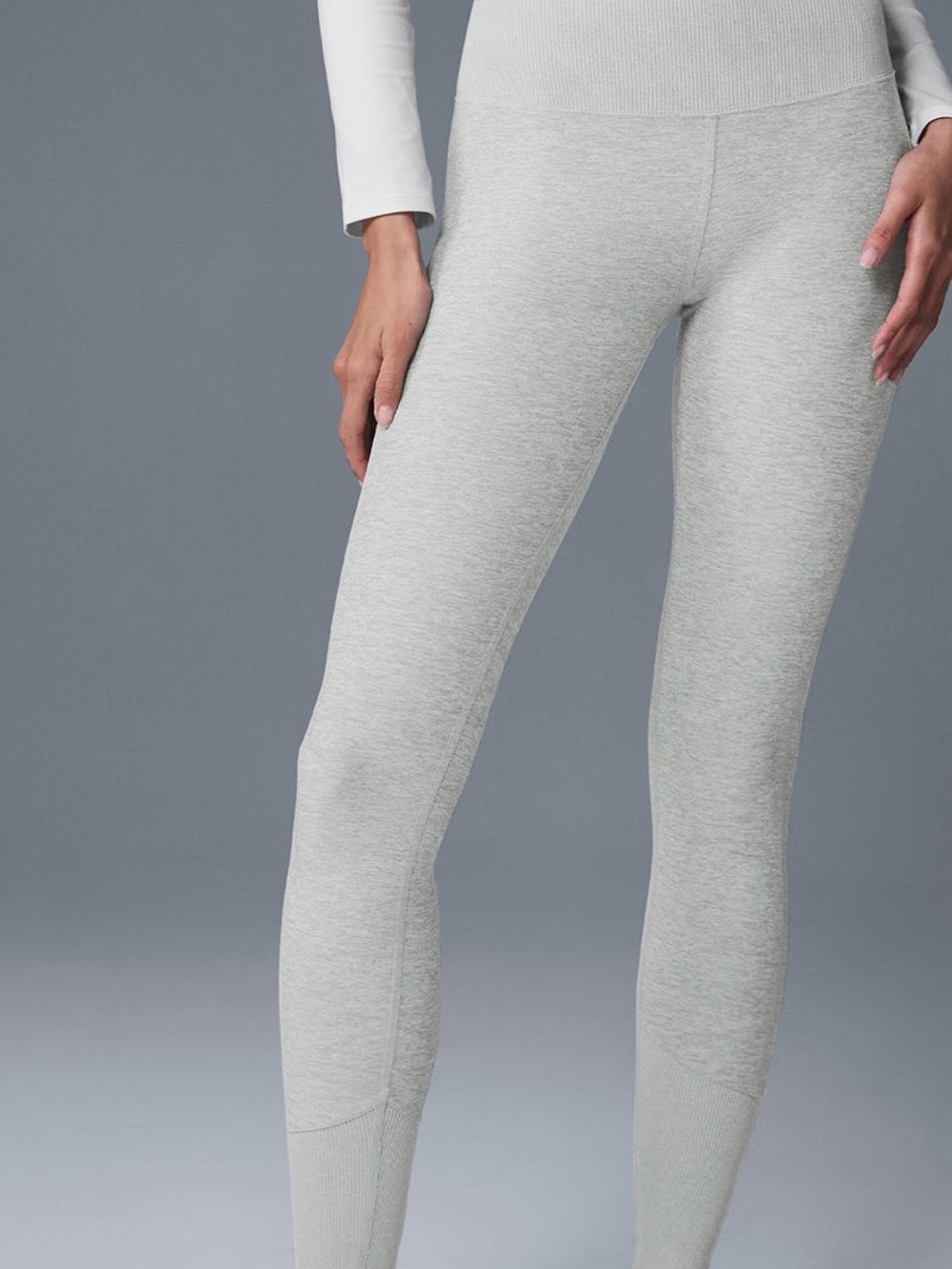 ALO Yoga Light Gray Seamless Leggings NWOT